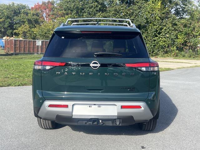 new 2025 Nissan Pathfinder car, priced at $44,359