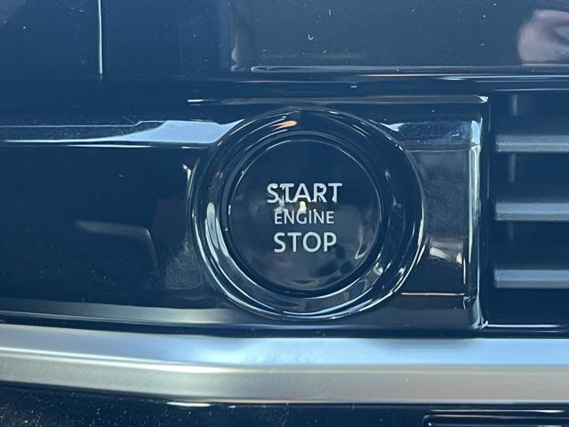 new 2025 Nissan Pathfinder car, priced at $44,359