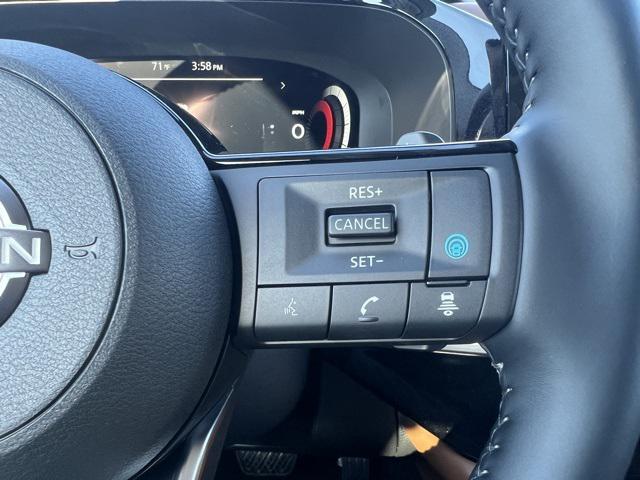 new 2025 Nissan Pathfinder car, priced at $44,359