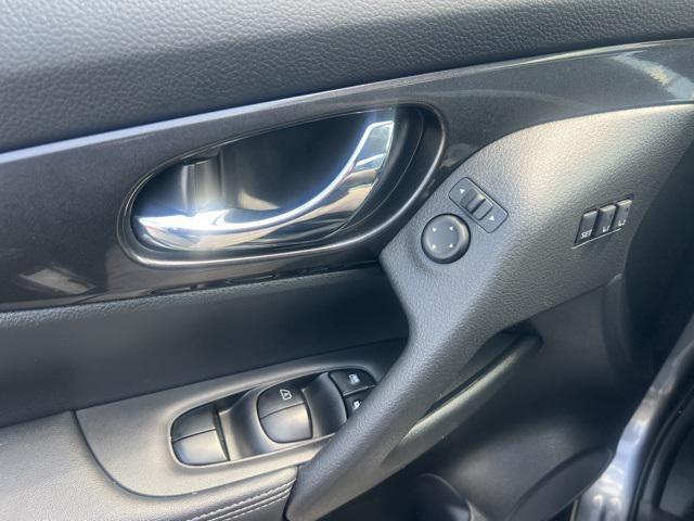 used 2018 Nissan Rogue car, priced at $17,744