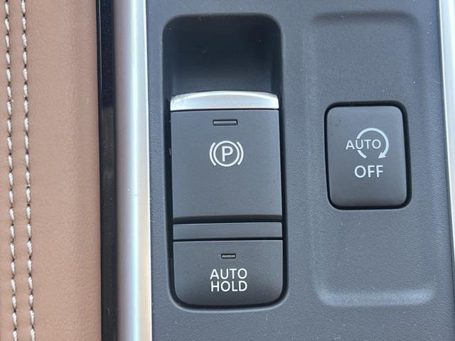 new 2025 Nissan Pathfinder car, priced at $50,613