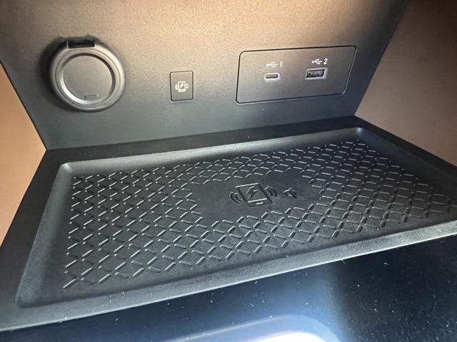 new 2025 Nissan Pathfinder car, priced at $50,613