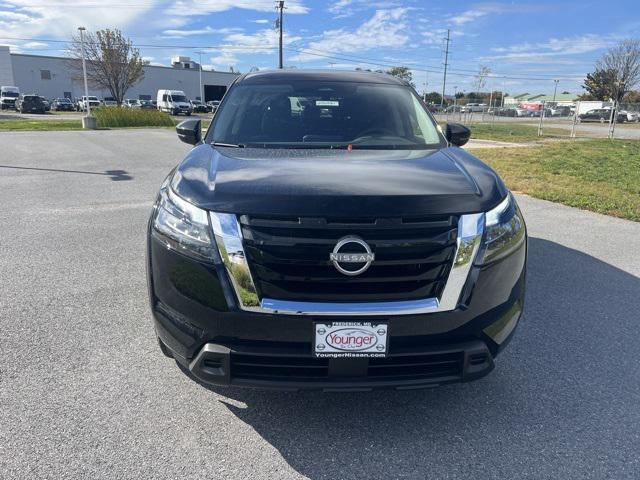 new 2025 Nissan Pathfinder car, priced at $36,890