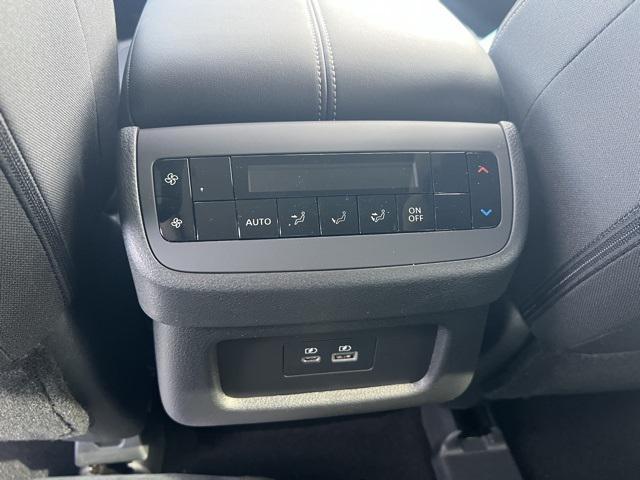 new 2025 Nissan Pathfinder car, priced at $36,890