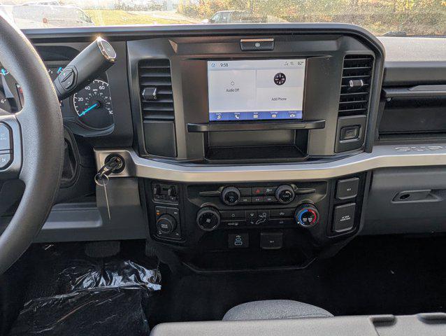 new 2025 Ford F-350 car, priced at $65,603