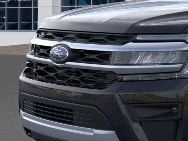 new 2024 Ford Expedition car, priced at $71,299