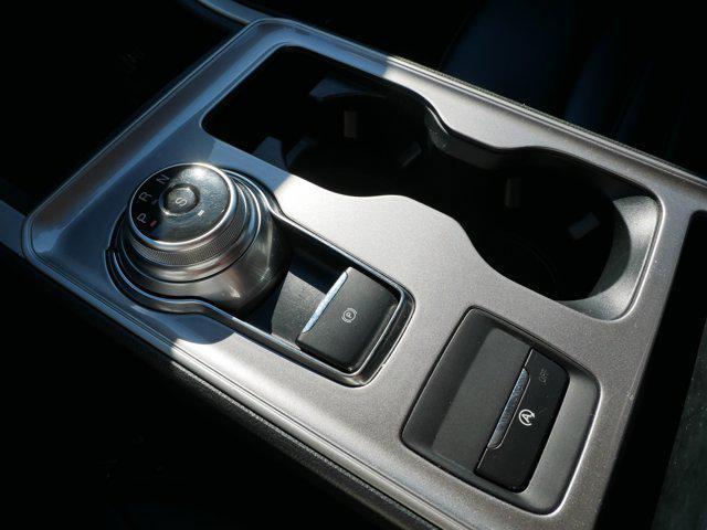 used 2024 Ford Edge car, priced at $24,995