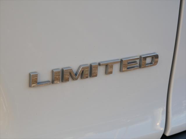 used 2022 Jeep Cherokee car, priced at $27,895