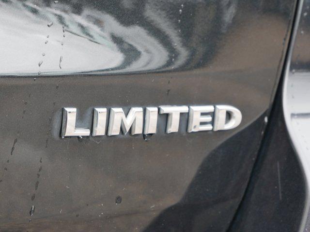 used 2014 Jeep Grand Cherokee car, priced at $10,995