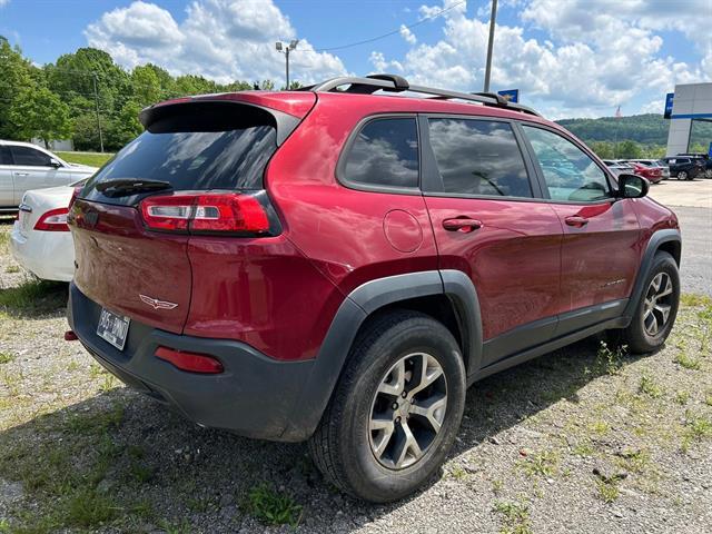 used 2015 Jeep Cherokee car, priced at $7,058
