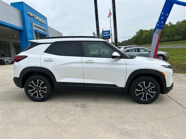 new 2025 Chevrolet TrailBlazer car, priced at $31,465