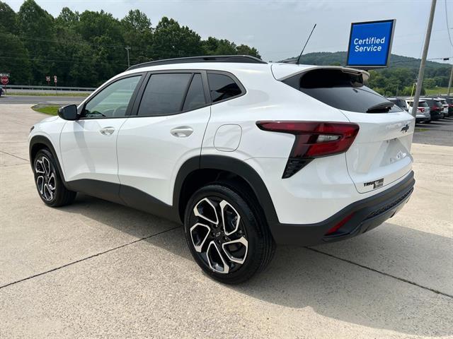 new 2025 Chevrolet Trax car, priced at $27,080