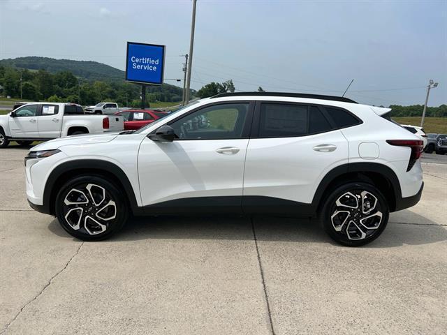 new 2025 Chevrolet Trax car, priced at $27,080