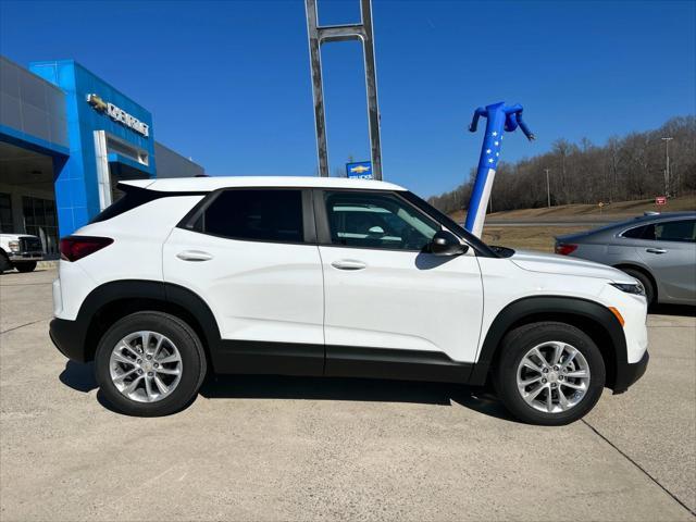 new 2025 Chevrolet TrailBlazer car, priced at $25,915