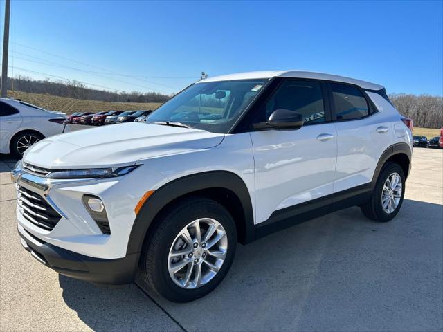 new 2025 Chevrolet TrailBlazer car, priced at $25,915