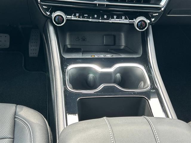new 2025 Chevrolet Traverse car, priced at $43,235