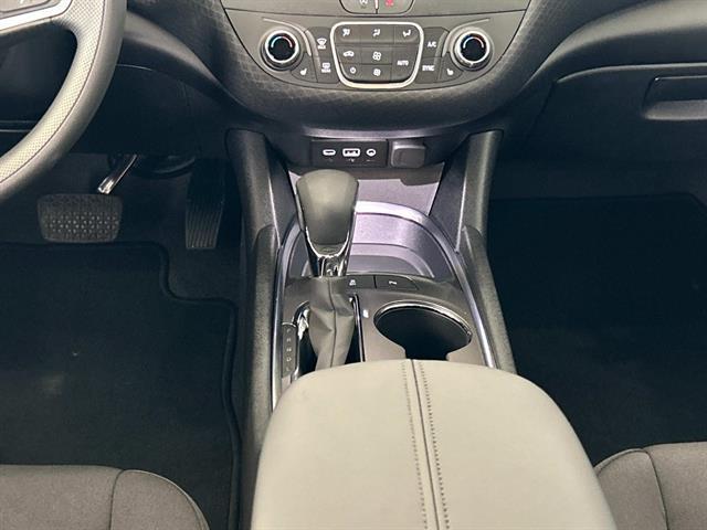 new 2024 Chevrolet Malibu car