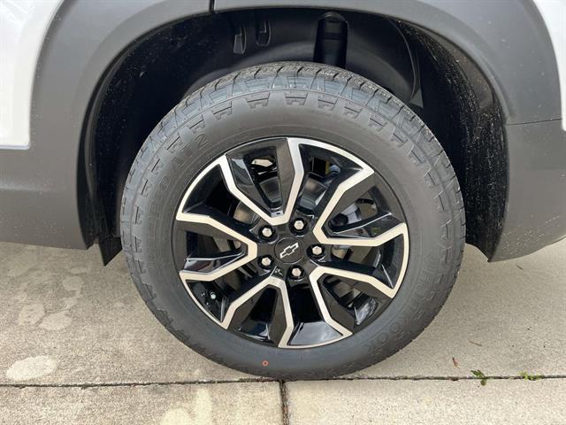 new 2025 Chevrolet TrailBlazer car, priced at $32,265