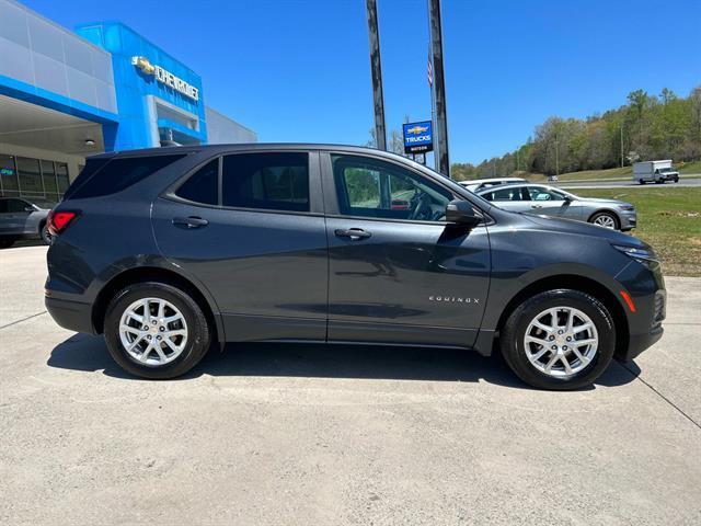 used 2022 Chevrolet Equinox car, priced at $24,180