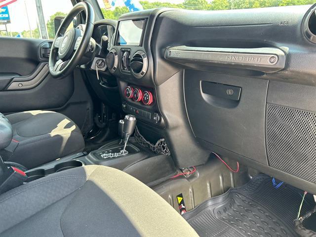 used 2016 Jeep Wrangler Unlimited car, priced at $18,971