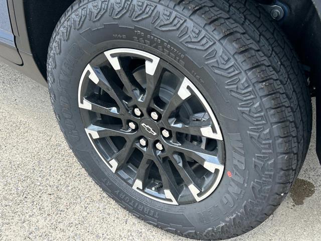 new 2025 Chevrolet Traverse car, priced at $49,335