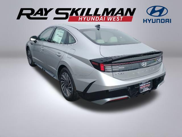 new 2024 Hyundai Sonata Hybrid car, priced at $30,709