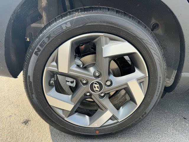 new 2025 Hyundai Venue car, priced at $24,830