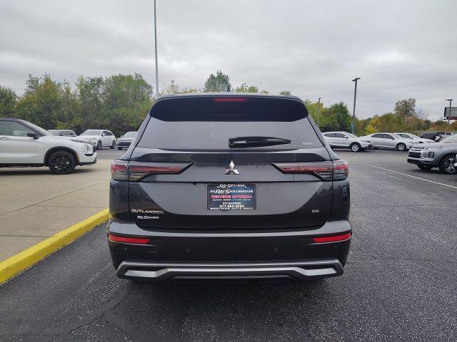 new 2025 Mitsubishi Outlander car, priced at $41,005