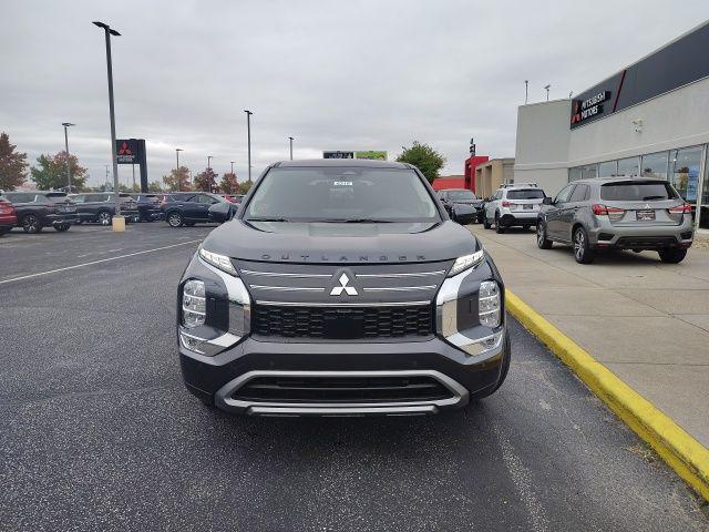 new 2025 Mitsubishi Outlander car, priced at $41,005