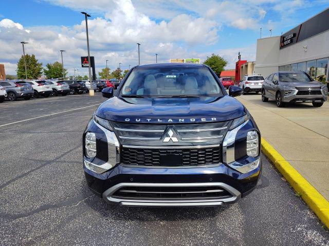 new 2025 Mitsubishi Outlander car, priced at $39,450
