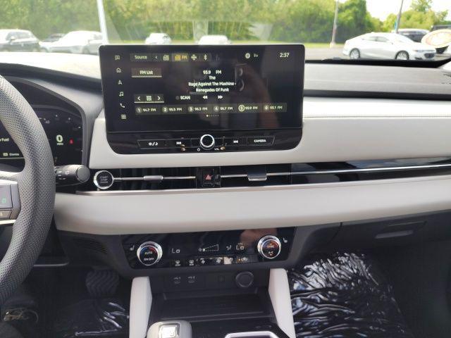 new 2025 Mitsubishi Outlander car, priced at $39,450