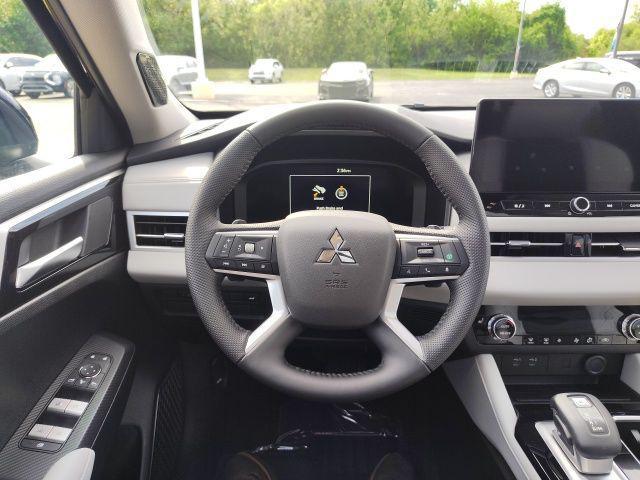 new 2025 Mitsubishi Outlander car, priced at $39,450