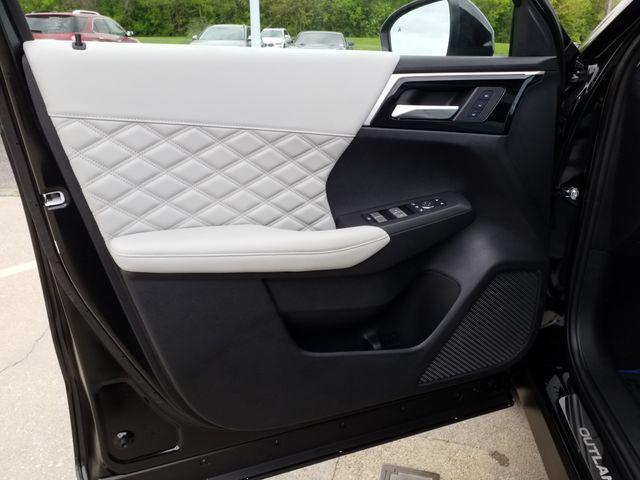 new 2025 Mitsubishi Outlander PHEV car, priced at $51,480