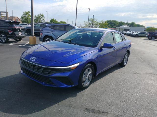 new 2024 Hyundai Elantra car, priced at $22,817