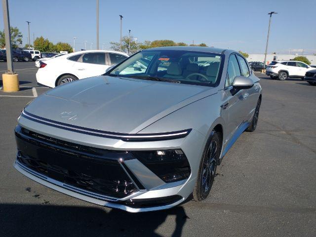 new 2025 Hyundai Sonata car, priced at $30,955