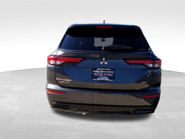 new 2024 Mitsubishi Outlander car, priced at $41,880