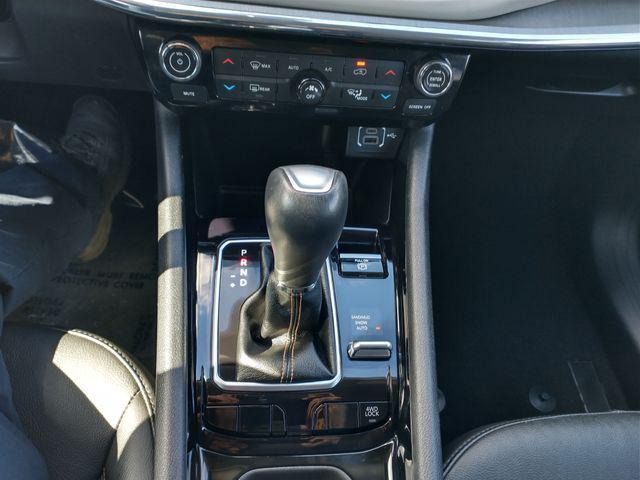used 2022 Jeep Compass car, priced at $25,900
