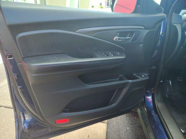 used 2022 Honda Pilot car, priced at $20,990