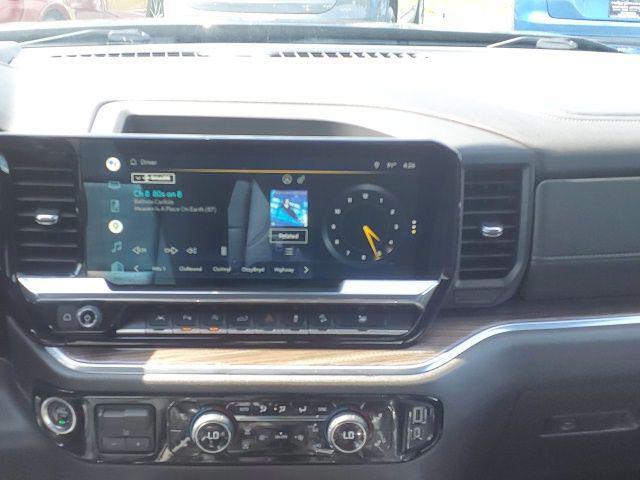 used 2022 Chevrolet Silverado 1500 car, priced at $43,900
