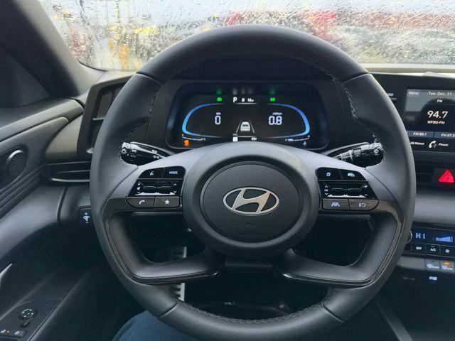 new 2025 Hyundai Elantra car, priced at $24,665