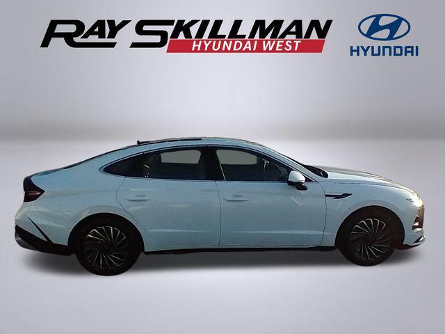 new 2025 Hyundai Sonata Hybrid car, priced at $38,625