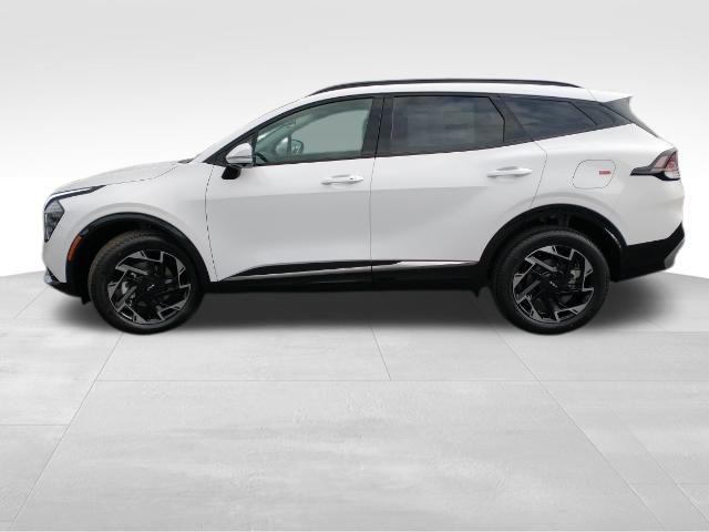 new 2025 Kia Sportage car, priced at $38,235