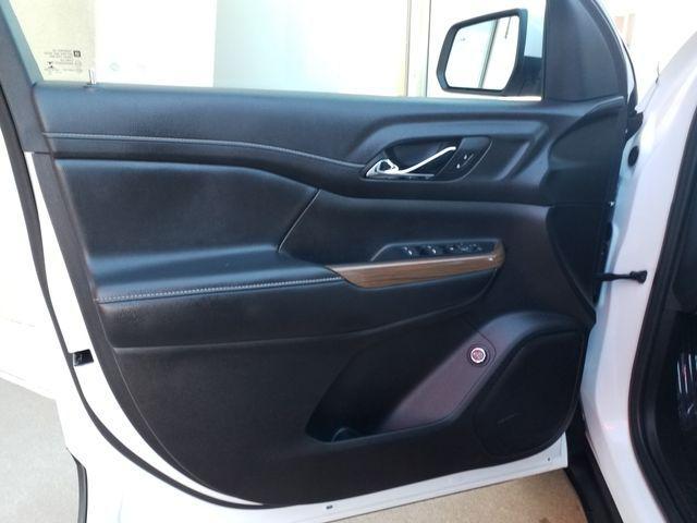 used 2022 GMC Acadia car, priced at $27,999
