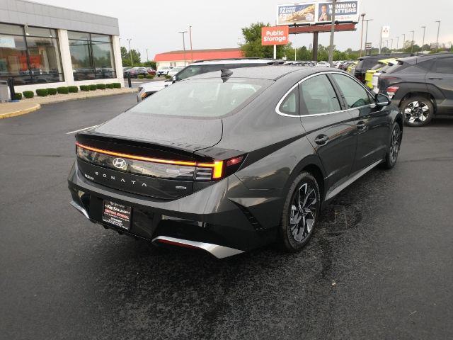 new 2024 Hyundai Sonata car, priced at $29,543