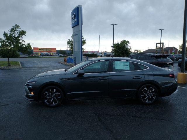 new 2024 Hyundai Sonata car, priced at $29,543