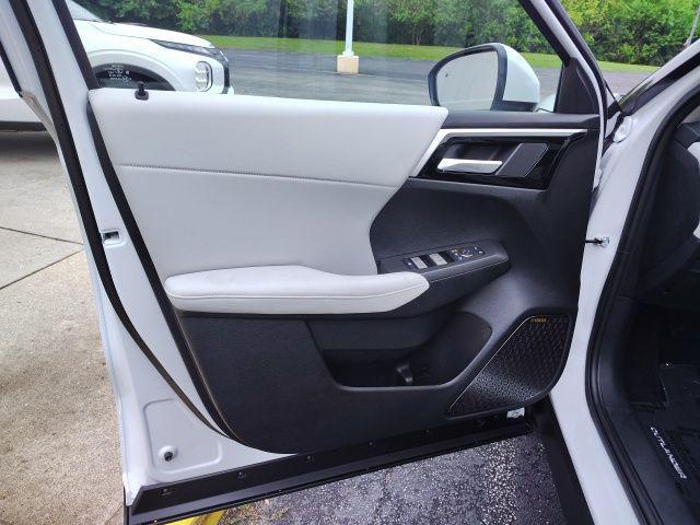 new 2025 Mitsubishi Outlander car, priced at $39,960