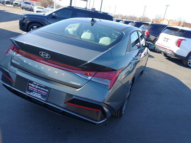 new 2025 Hyundai Elantra car, priced at $28,160