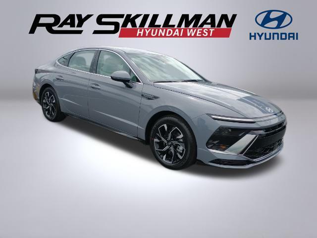 new 2024 Hyundai Sonata car, priced at $28,513