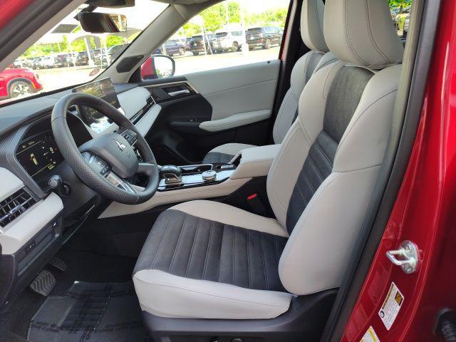 new 2025 Mitsubishi Outlander car, priced at $41,810