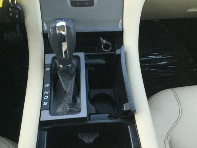 used 2013 Ford Taurus car